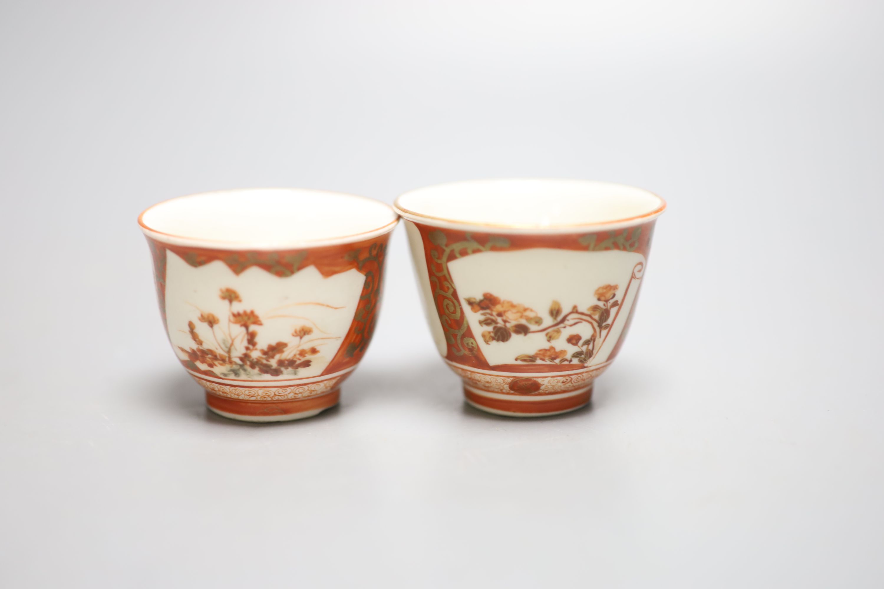 Two Japanese Kutani tea bowls, 19th century